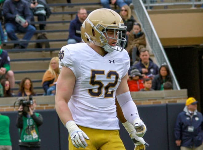 Notre Dame Fighting Irish football senior linebacker Bo Bauer