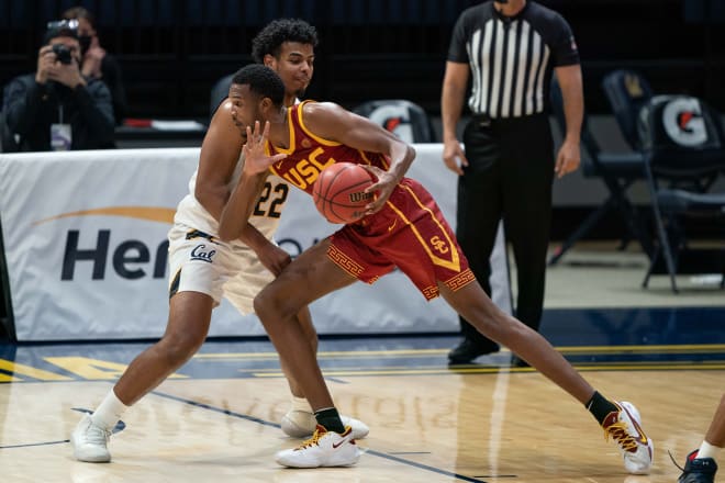 Freshman Evan Mobley scored a season-high 25 points Saturday in USC's 76-68 win at Cal.