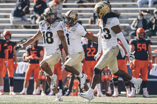 Purdue Football Pro Day Allows DaMarcus Mitchell to Show Off Size