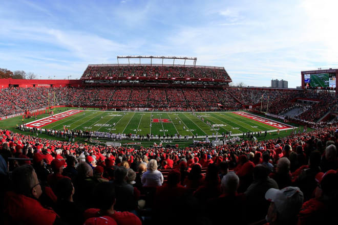 Rutgers is the latest Big Ten school to add beer and wine sales in their football stadium. 