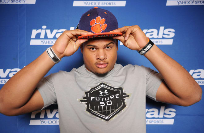 Clemson 5-star commit Xavier Thomas is expected back on campus before the Tigers' regular season ends.