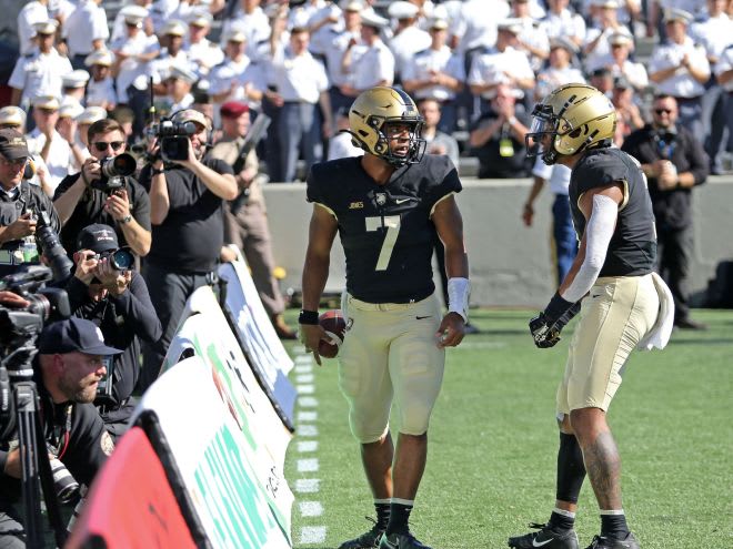 QB Jemel Jones in the end zone after hitting paydirt