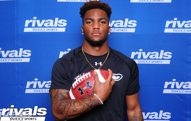 Snelson is the No. 150 player nationally, and No. 35 wide receiver.  He won four state championships in Florida and participated in the Under Armour All-America Game.