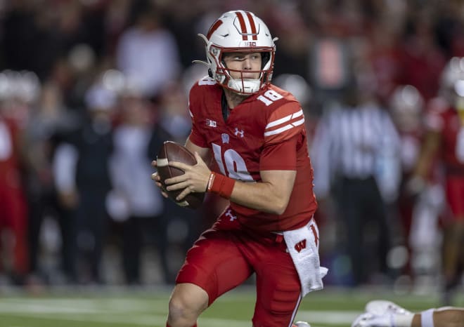 Wisconsin quarterback Braedyn Locke. 