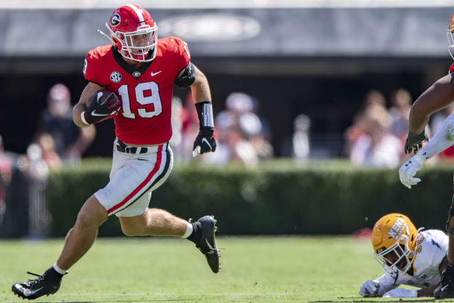 Few teams are able to use their tight ends like Georgia employs Brock Bowers.