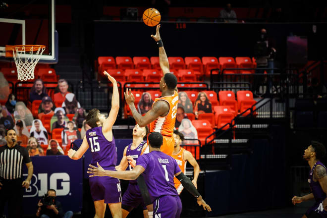 Kofi Cockburn led Illinois with 17 points and 10 rebounds.