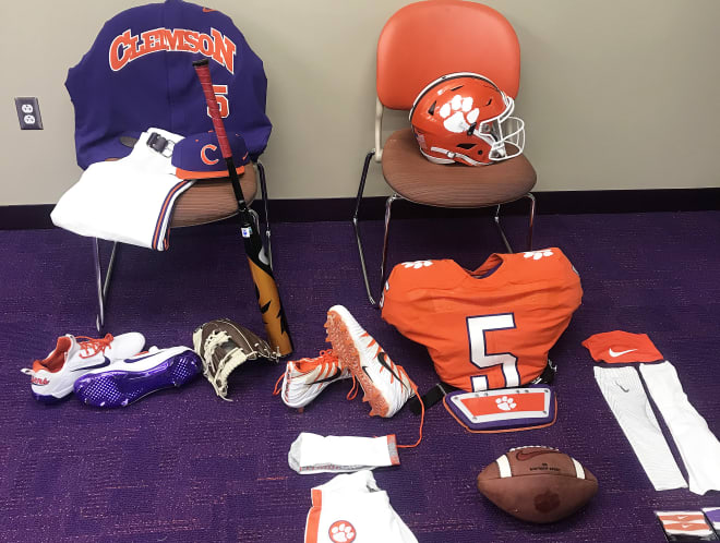 Another shot of Clemson apparel worn by Uiagalelei during his first campus visit.