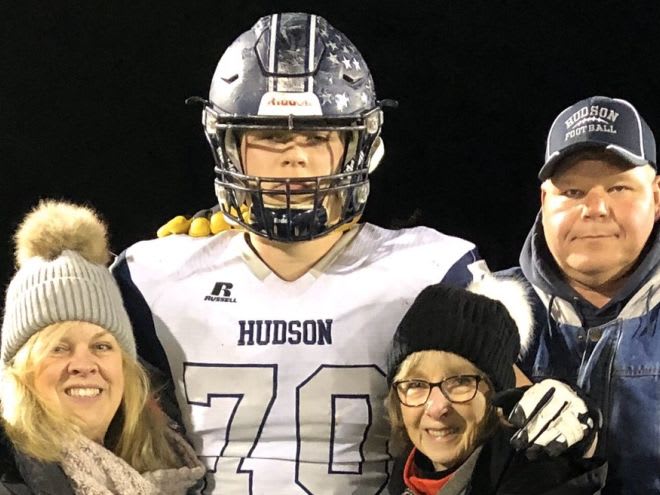 OL prospect Kevin Toth surrounding by family members