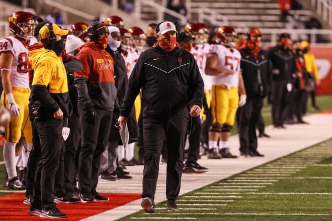 What if Clay Helton and the Trojans went undefeated? 