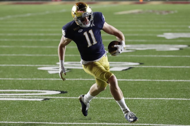 Notre Dame Fighting Irish football wide receiver Ben Skowronek