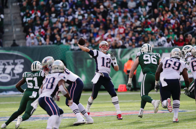 Tom Brady threw for 283 yards and two touchdowns in Sunday's win over the Jets.