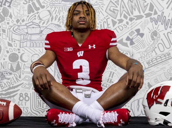 In-state running back Nate White committed to Wisconsin on Saturday.
