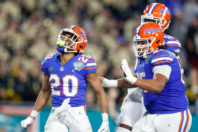 Malik Davis Celebrates