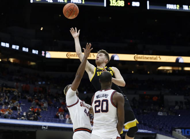 Jordan Bohannon and Iowa host Illinois on Monday night. (Photo: Hawkeyesports.com)