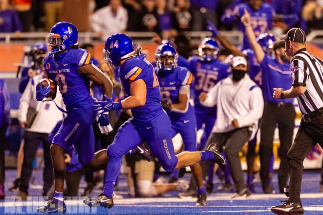 3 Cowboy Takeaways: Oklahoma State Holds Off Boise State On Their Home Blue  Turf