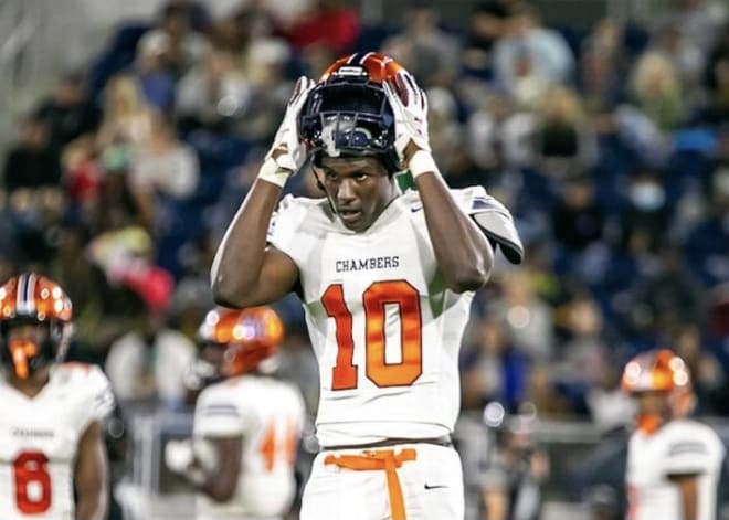 Tennessee shows off uniform combination for Georgia game