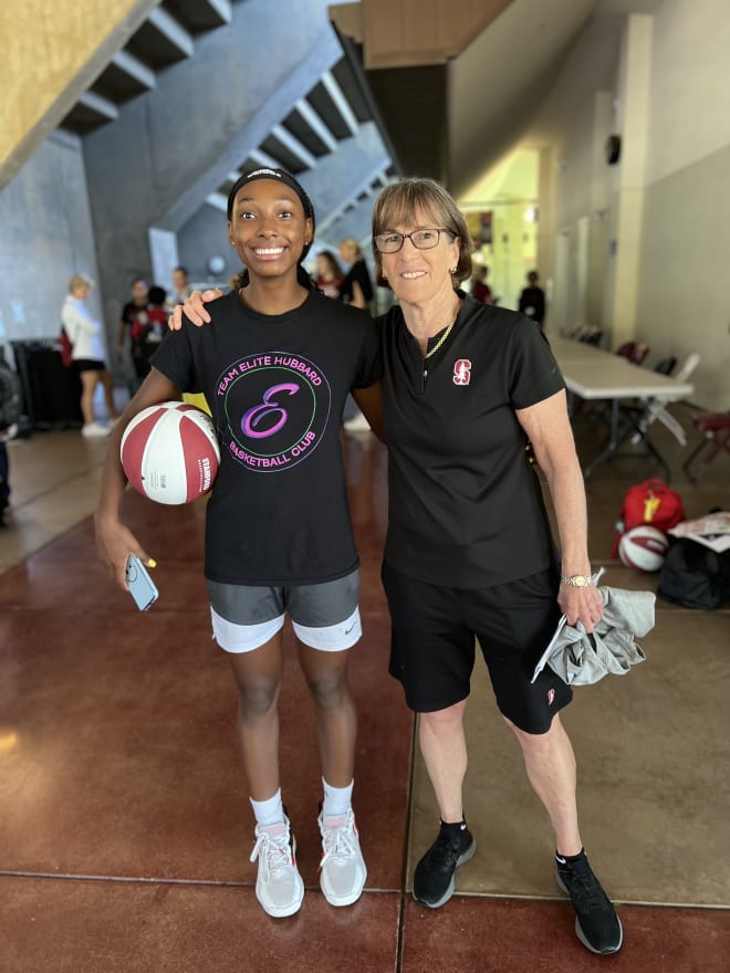 Hailee Swain with head coach Tara VanDerveer 