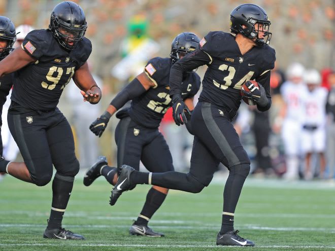 Army Football Banquet: Andre Carter MVP – Black Knight Nation