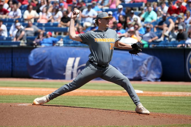 Sewell, Gilbert help Tennessee beat Florida, win SEC tourney