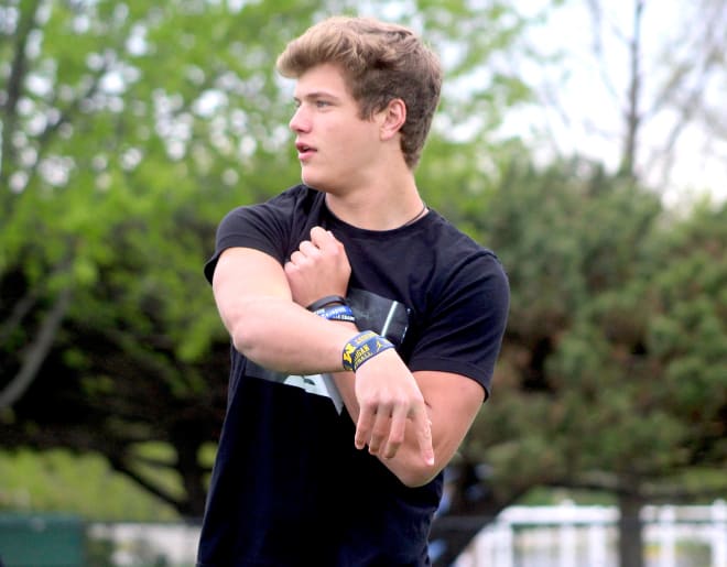 Illinois quarterback JJ McCarthy is committed to Michigan. 
