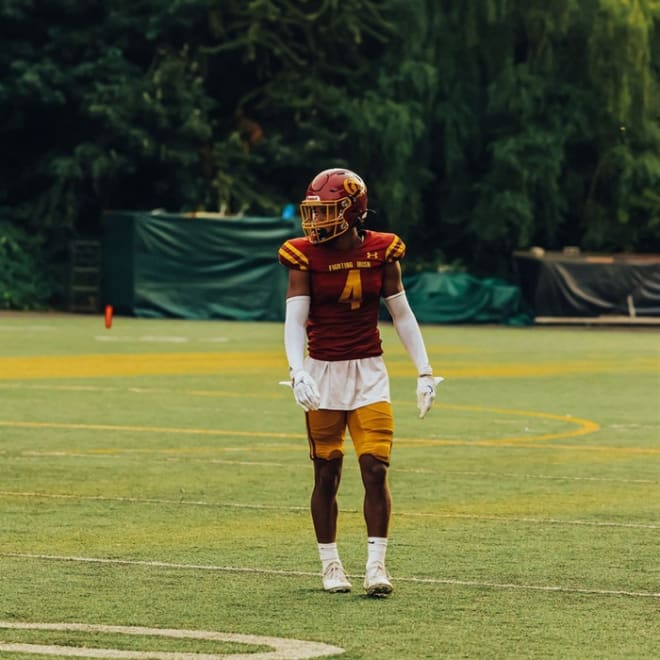 The Seattle O'Dea standout will join high school teammate RB Jason Brown in the summer 