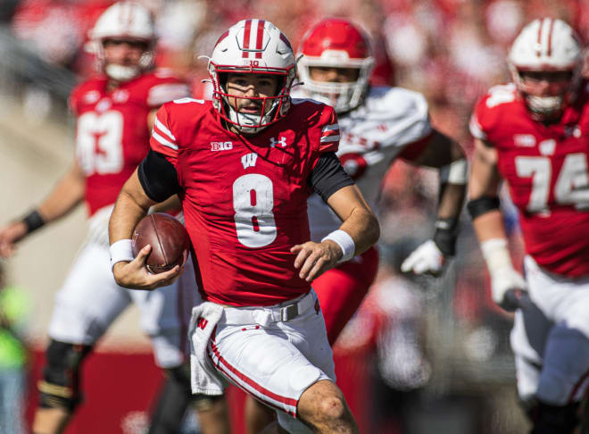 Wisconsin Football: Pro Football Focus provides offensive snap counts for  Badgers