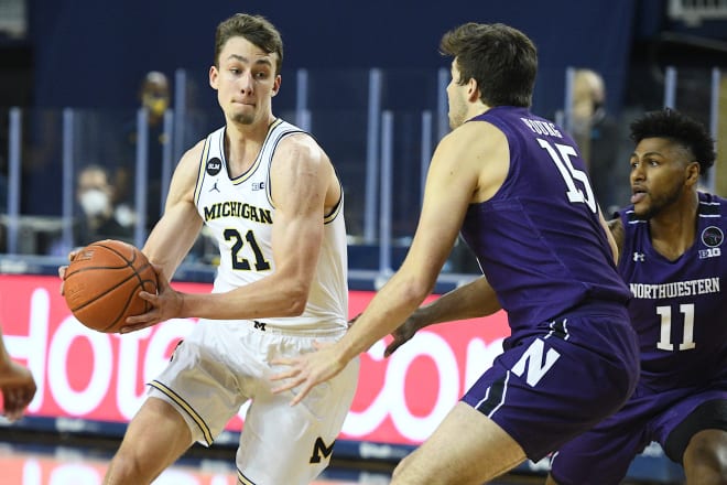 Michigan Wolverines basketball sophomore wing Franz Wagner was dominant in Michigan's win over Northwestern.