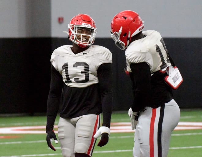 Bulldogs will wear black jerseys in Peach Bowl