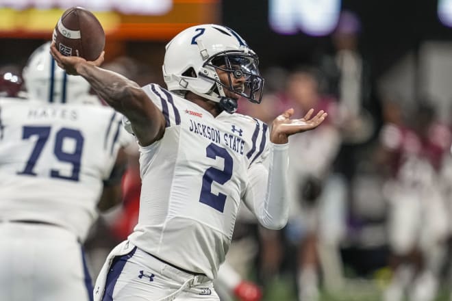 Jackson State QB Shedeur Sanders is officially heading to Colorado (USA Today Sports) 