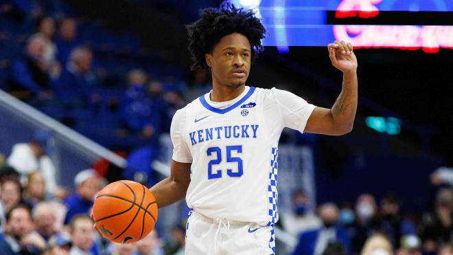 Kentucky transfer guard Kareem Watkins has joined the Arkansas basketball team.