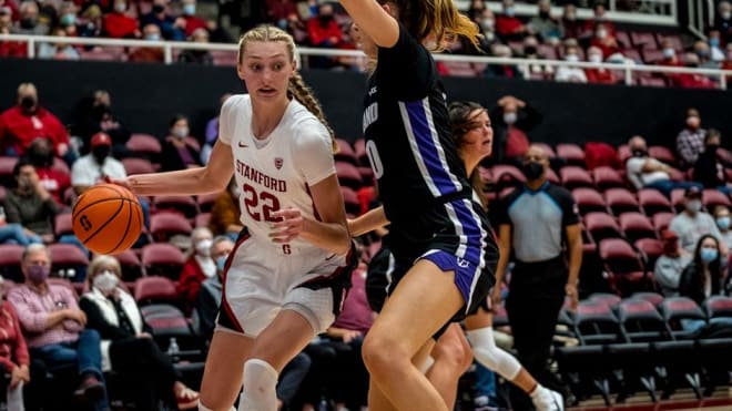 Cameron Brink led the way for the Cardinal with 25 points, 11 rebounds, and 4 blocks.