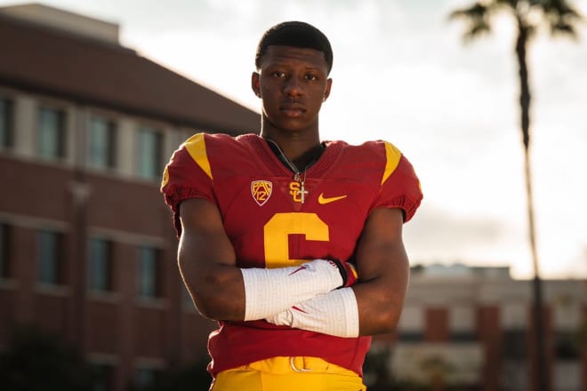 Jaylin Davies, a 4-star cornerback from Mater Dei HS, took his latest visit to USC over the weekend.