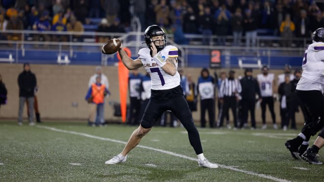 Albany QB Reese Poffenbarger Enters Transfer Portal - College Football ...