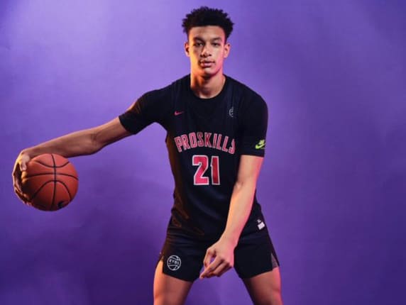 KyeRon Lindsay is a Rivals150 prospect in the Class of 2022.