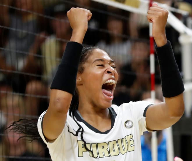 Purdue Boilermakers Lourdes Myers (9) celebrates during the NCAA women s volleyball match against the Creighton Bluejays, Saturday, Aug. 26, 2023, at Purdue University s Holloway Gymnasium in West Lafayette, Ind. Creighton won 3-0.