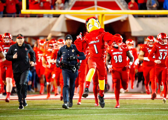 University of Louisville - Michael Bush honored at UofL Football team's  Home opener game