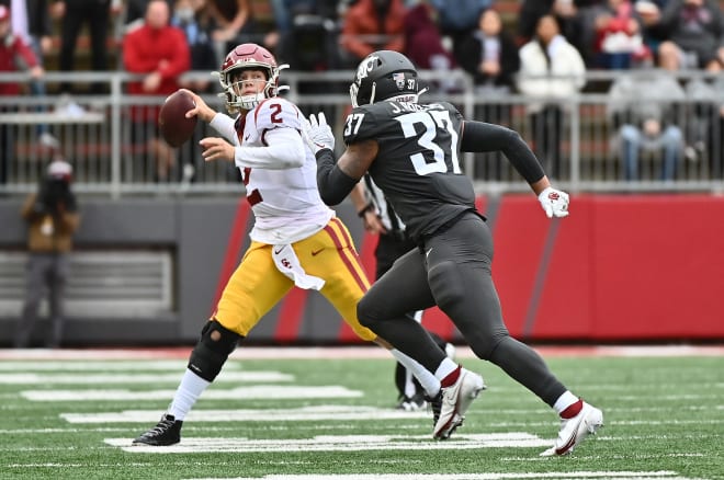 USC freshman quarterback Jaxson Dart played the second half of USC's win at Washington State last week on a torn meniscus.