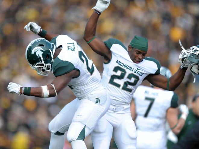 Spartan Football Playback: Michigan State vs. Iowa (2011) - Spartans  Illustrated