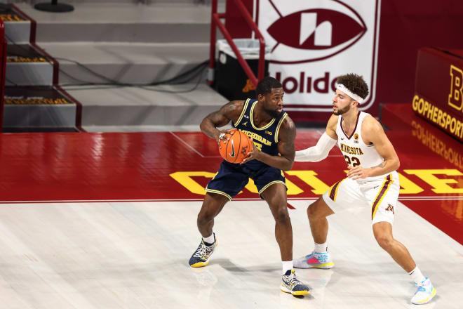 Michigan Wolverines basketball G Chaundee Brown