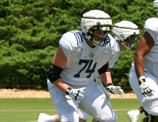 Gibson during OL drills this fall