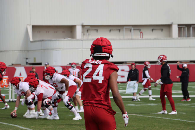Arkansas cornerback Quincey McAdoo was involved in a car wreck Monday morning, the Razorback football team announced in a tweet.