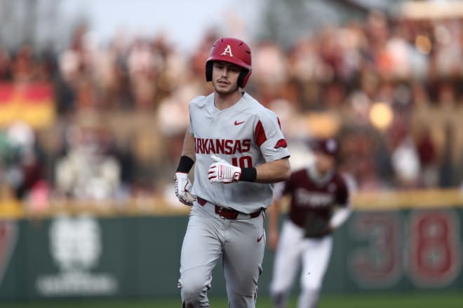 Matt Goodheart delivered the go-ahead two-run double for Arkansas on Thursday.