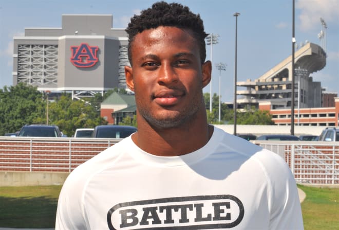 Hialeah (Fla.) defensive end Kayode Oladele is Auburn's 20th commitment in the 2018 class.