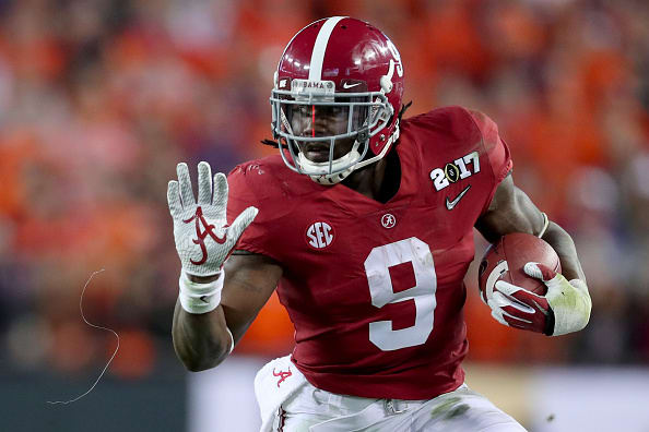 TAMPA, FL - JANUARY 09: Running back Bo Scarbrough #9 of the Alabama Crimson Tide rushes for a 37-yard touchdown during the second quarter against the Clemson Tigers in the 2017 College Football Playoff National Championship Game at Raymond James Stadium on January 9, 2017 in Tampa, Florida. (Photo by Tom Pennington/Getty Images)