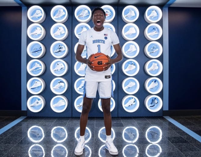 Gregory Jackson posing during his unofficial visit to North Carolina 
