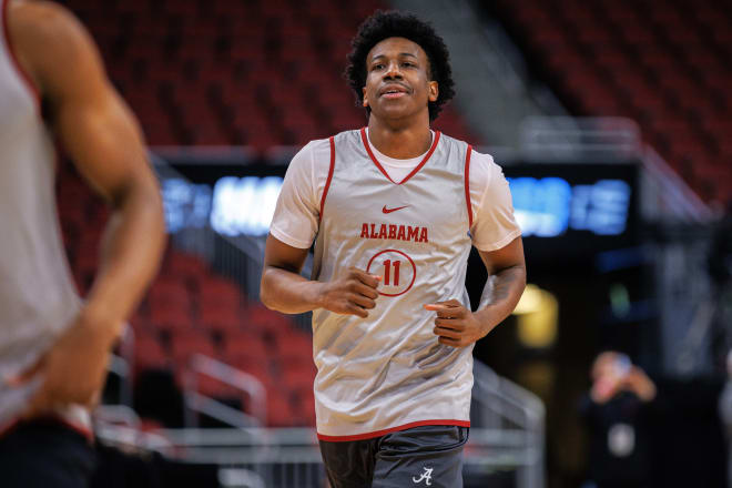 Alabama Crimson Tide guard Davin Cosby Jr. (11) warms up during practice for the NCAA Tournament South Regional game at KFC YUM! Center. Photo | Jordan Prather-USA TODAY Sports