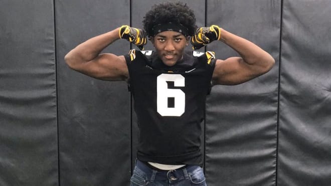 Class of 2021 defensive end Travion Ford visited the Iowa Hawkeyes on Saturday.
