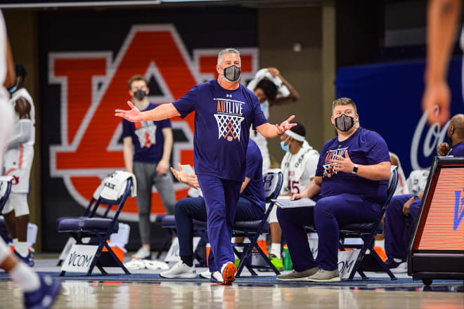 Pearl has beaten Tennessee, his former school, six consecutive times.