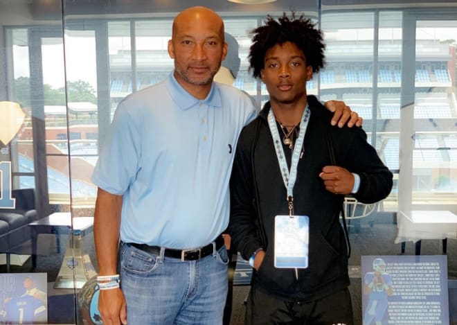 20221 WR Ahmari Huggins-Bruce was recently in Chapel Hill and tells THI how his visit went.