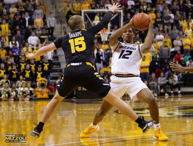 Dru Smith led all scorers with 22 points in Missouri's overtime loss at Xavier.
